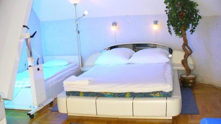 Park Hotell Myślenice Eksteriør bilde